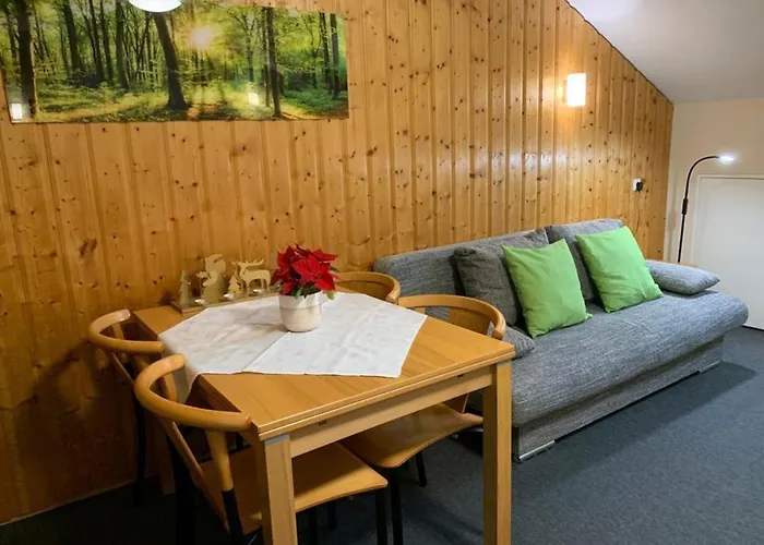 Waldbaden Im Haus Falkenberg *