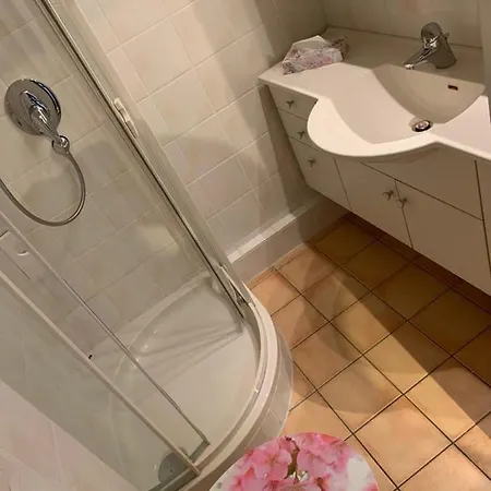 Διαμέρισμα Waldbaden Im Haus Falkenberg