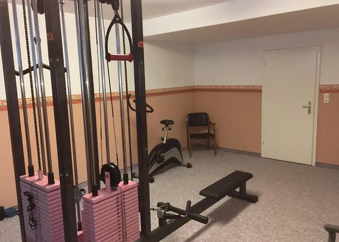 Waldbaden Im Haus Falkenberg *